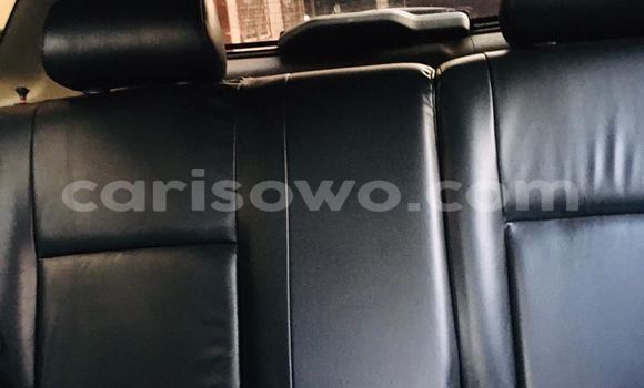 Ra Àlòkù Pontiac Vibe funfun Ọkọ̀ in Abomey Calavi ni Benin Ra Àlòkù Pontiac Vibe funfun Ọkọ̀ in Abomey Calavi ni Benin