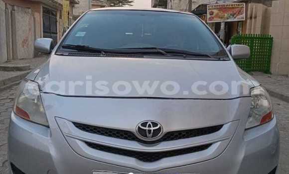 Sayi Na hannu Toyota Corolla Azurfa Mota in Abomey Calavi a Benin
