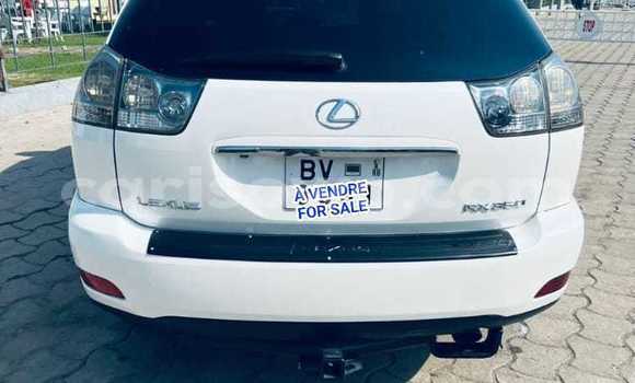 Sayi Na hannu Lexus RX 330 White Mota in Cotonou a Benin Sayi Na hannu Lexus RX 330 White Mota in Cotonou a Benin
