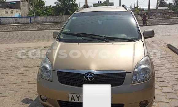 Ra Àlòkù Toyota Corolla Verso Alagara Ọkọ̀ in Cotonou ni Benin