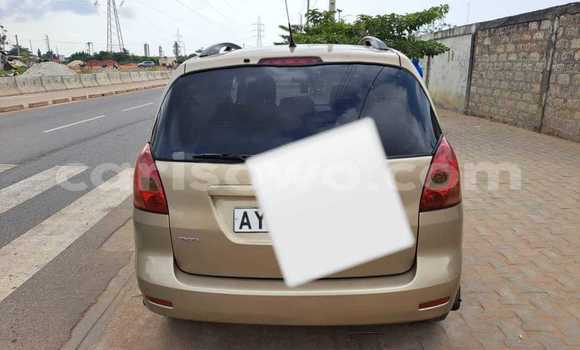 Ra Àlòkù Toyota Corolla Verso Alagara Ọkọ̀ in Cotonou ni Benin Ra Àlòkù Toyota Corolla Verso Alagara Ọkọ̀ in Cotonou ni Benin