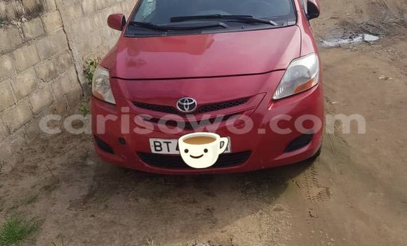 Ra Àlòkù Toyota Yaris Red Ọkọ̀ in Cotonou ni Benin