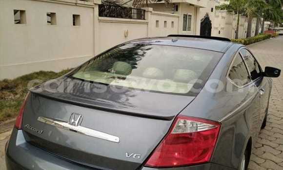 Sayi Na hannu Honda Accord Azurfa Mota in Cotonou a Benin Sayi Na hannu Honda Accord Azurfa Mota in Cotonou a Benin