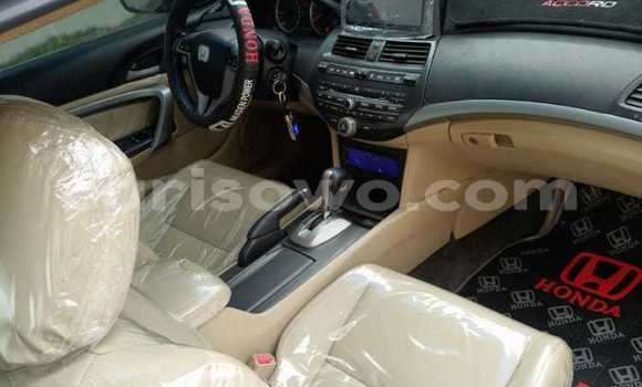 Sayi Na hannu Honda Accord Azurfa Mota in Cotonou a Benin Sayi Na hannu Honda Accord Azurfa Mota in Cotonou a Benin