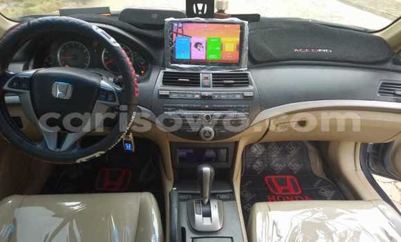 Sayi Na hannu Honda Accord Azurfa Mota in Cotonou a Benin Sayi Na hannu Honda Accord Azurfa Mota in Cotonou a Benin