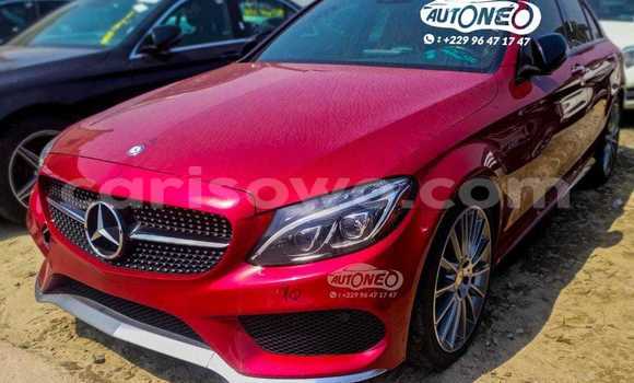 Sayi Na hannu Mercedes-Benz C-klasse AMG Red Mota in Cotonou a Benin Sayi Na hannu Mercedes-Benz C-klasse AMG Red Mota in Cotonou a Benin