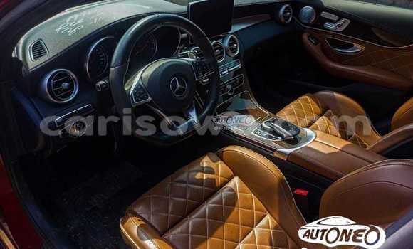 Sayi Na hannu Mercedes-Benz C-klasse AMG Red Mota in Cotonou a Benin Sayi Na hannu Mercedes-Benz C-klasse AMG Red Mota in Cotonou a Benin