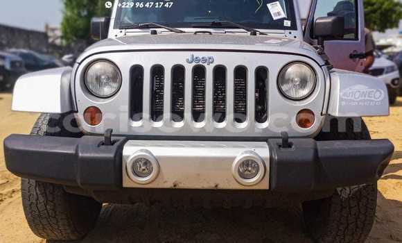 Sayi Na hannu Jeep Wrangler Azurfa Mota in Cotonou a Benin Sayi Na hannu Jeep Wrangler Azurfa Mota in Cotonou a Benin