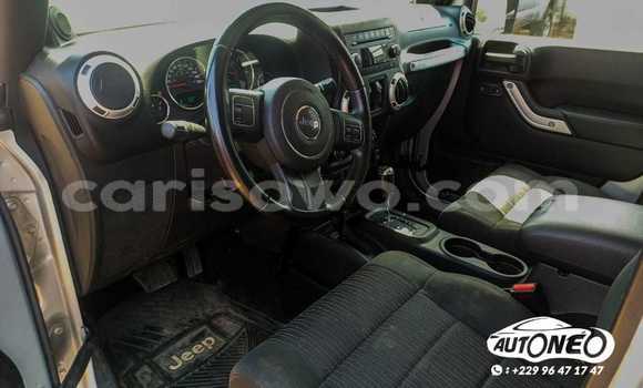 Sayi Na hannu Jeep Wrangler Azurfa Mota in Cotonou a Benin Sayi Na hannu Jeep Wrangler Azurfa Mota in Cotonou a Benin