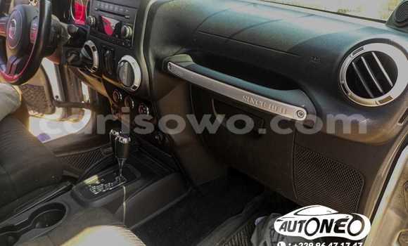 Sayi Na hannu Jeep Wrangler Azurfa Mota in Cotonou a Benin Sayi Na hannu Jeep Wrangler Azurfa Mota in Cotonou a Benin