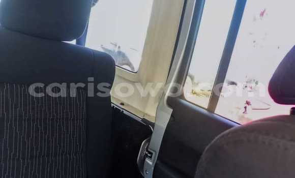 Sayi Na hannu Jeep Wrangler Azurfa Mota in Cotonou a Benin Sayi Na hannu Jeep Wrangler Azurfa Mota in Cotonou a Benin