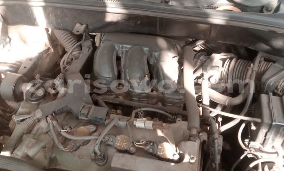 Buy Used Toyota Highlander White Car in Cotonou in Benign Buy Used Toyota Highlander White Car in Cotonou in Benign