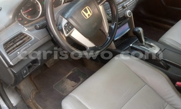 Ra Àlòkù Honda Accord Brown Ọkọ̀ in Cotonou ni Benin Ra Àlòkù Honda Accord Brown Ọkọ̀ in Cotonou ni Benin