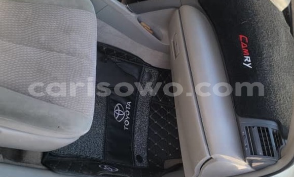 Ra Àlòkù Toyota Camry funfun Ọkọ̀ in Cotonou ni Benin Ra Àlòkù Toyota Camry funfun Ọkọ̀ in Cotonou ni Benin