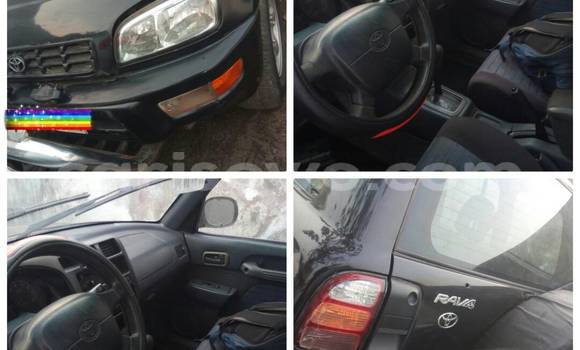 Acheter Occasion Voiture Toyota RAV4 Noir à Cotonou au Benin Acheter Occasion Voiture Toyota RAV4 Noir à Cotonou au Benin