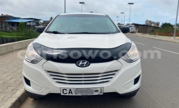 Sayi Na hannu Hyundai Tucson White Mota in Cotonou a Benin