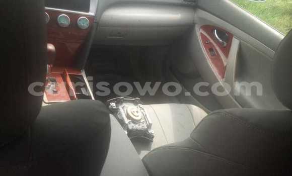 Ra Àlòkù Toyota Camry Silver Ọkọ̀ in Cotonou ni Benin Ra Àlòkù Toyota Camry Silver Ọkọ̀ in Cotonou ni Benin