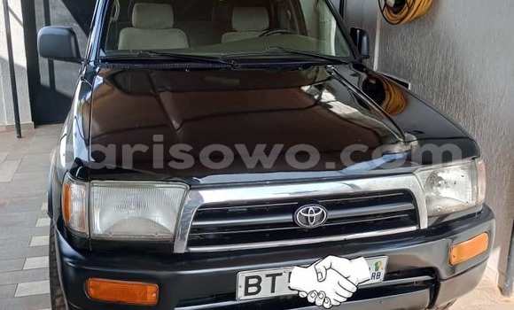 Sayi Na hannu Toyota 4Runner Black Mota in Cotonou a Benin