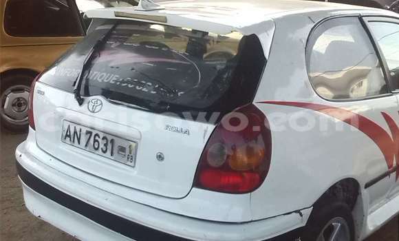 Ra Àlòkù Toyota Corolla funfun Ọkọ̀ in Cotonou ni Benin Ra Àlòkù Toyota Corolla funfun Ọkọ̀ in Cotonou ni Benin