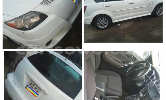 Sayi Na hannu Pontiac Vibe White Mota in Cotonou a Benin