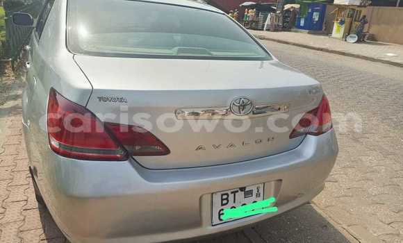 Acheter Occasion Voiture Toyota Avalon Gris à Cotonou, Benin Acheter Occasion Voiture Toyota Avalon Gris à Cotonou, Benin