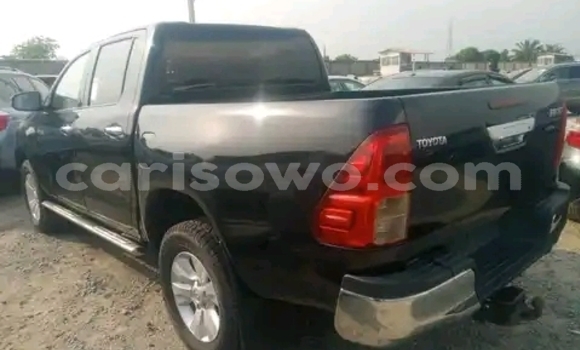 Buy Used Toyota Hilux Other Car in Cotonou in Benign