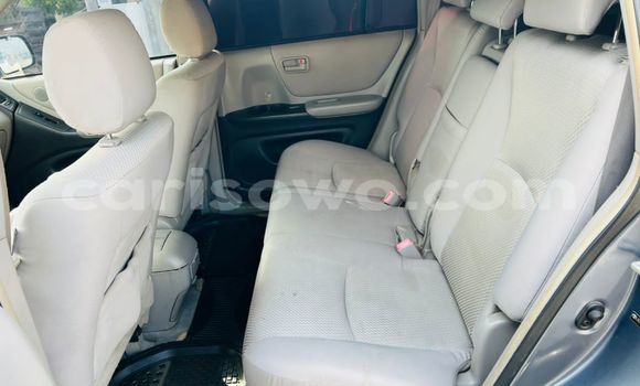 Sayi Na hannu Toyota Highlander Azurfa Mota in Cotonou a Benin Sayi Na hannu Toyota Highlander Azurfa Mota in Cotonou a Benin