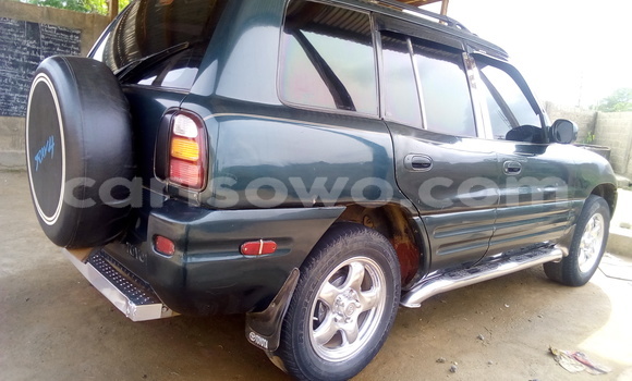 Acheter Occasion Voiture Toyota RAV4 Vert à Parakou au Benin Acheter Occasion Voiture Toyota RAV4 Vert à Parakou au Benin