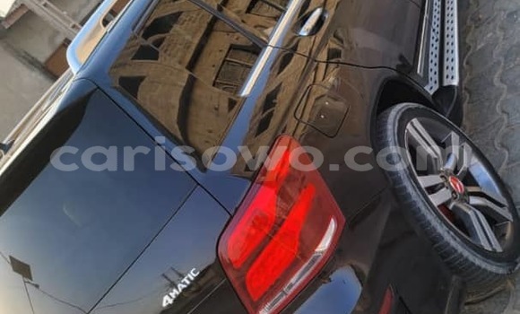 Sayi Na hannu Mercedes-Benz GLK–Class Black Mota in Cotonou a Benin Sayi Na hannu Mercedes-Benz GLK–Class Black Mota in Cotonou a Benin