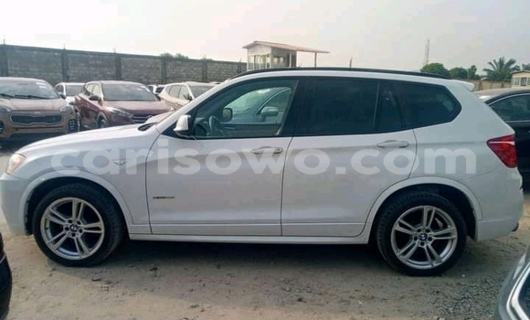 Sayi Na hannu BMW X3 White Mota in Cotonou a Benin