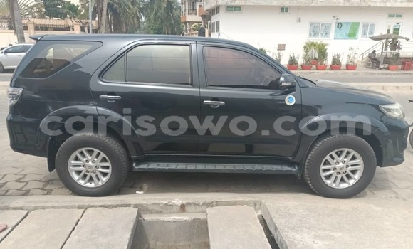 Acheter Neuf Voiture Toyota Fortuner Noir à Cotonou, Benin Acheter Neuf Voiture Toyota Fortuner Noir à Cotonou, Benin