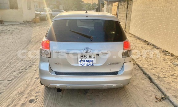 Acheter Occasion Voiture Toyota Matrix Gris à Cotonou, Benin Acheter Occasion Voiture Toyota Matrix Gris à Cotonou, Benin