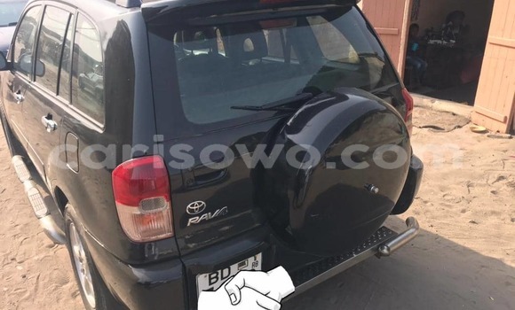 Acheter Occasion Voiture Toyota RAV4 Noir à Abomey Calavi, Benin Acheter Occasion Voiture Toyota RAV4 Noir à Abomey Calavi, Benin