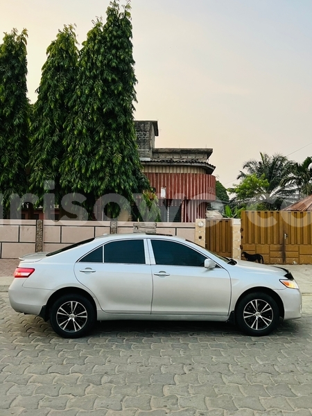 Big with watermark toyota camry benin abomey calavi 15752