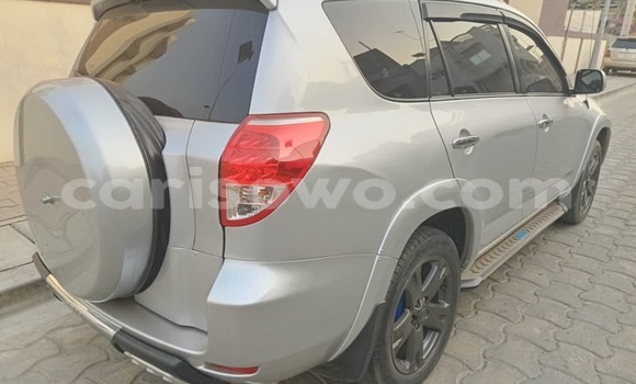 Acheter Neuf Voiture Toyota RAV4 Gris à Abomey Calavi, Benin Acheter Neuf Voiture Toyota RAV4 Gris à Abomey Calavi, Benin