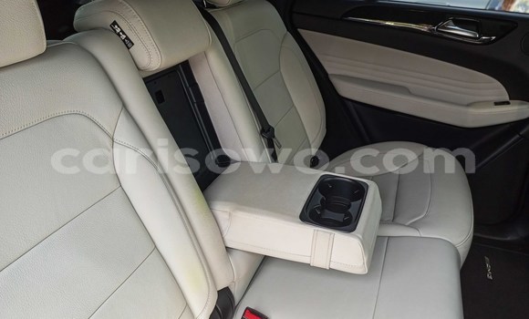 Ra Àlòkù Mercedes-Benz GLE Coupe Silver Ọkọ̀ in Cotonou ni Benin Ra Àlòkù Mercedes-Benz GLE Coupe Silver Ọkọ̀ in Cotonou ni Benin