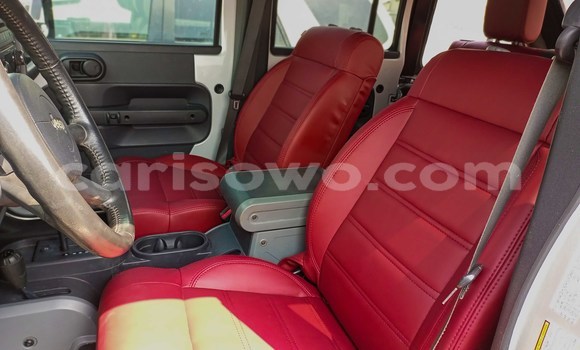 Acheter Occasion Voiture Jeep Wrangler Gris à Cotonou, Benin Acheter Occasion Voiture Jeep Wrangler Gris à Cotonou, Benin