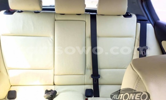 Sayi Na hannu BMW 1-Series Azurfa Mota in Cotonou a Benin Sayi Na hannu BMW 1-Series Azurfa Mota in Cotonou a Benin