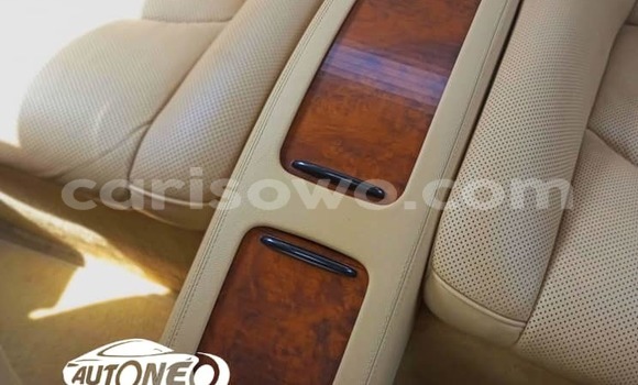 Ra Àlòkù Mercedes-Benz CLS–Class Alawọ ewe Ọkọ̀ in Cotonou ni Benin Ra Àlòkù Mercedes-Benz CLS–Class Alawọ ewe Ọkọ̀ in Cotonou ni Benin