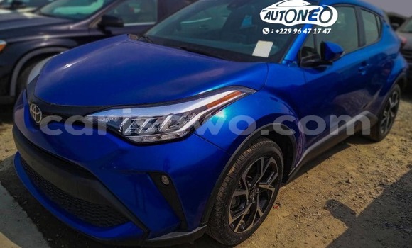 Sayi Na hannu Toyota C-HR Blue Mota in Cotonou a Benin Sayi Na hannu Toyota C-HR Blue Mota in Cotonou a Benin