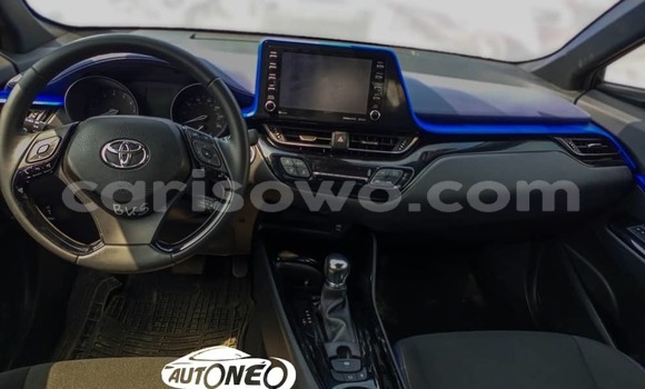 Sayi Na hannu Toyota C-HR Blue Mota in Cotonou a Benin Sayi Na hannu Toyota C-HR Blue Mota in Cotonou a Benin