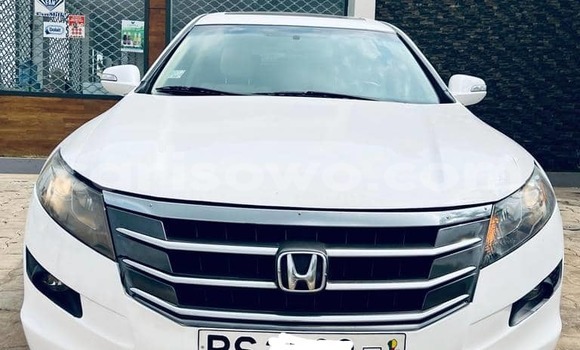 Buy Used Honda Crosstour White Car in Cotonou in Benign Buy Used Honda Crosstour White Car in Cotonou in Benign