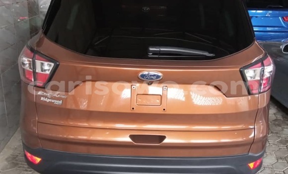 Acheter Import Voiture Toyota Tundra Noir à Cotonou, Benin Acheter Import Voiture Toyota Tundra Noir à Cotonou, Benin