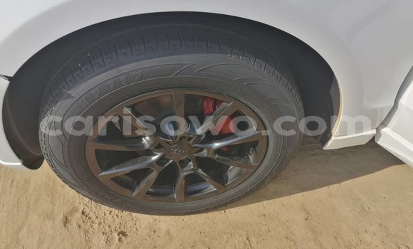 Acheter Import Voiture Audi Q5 Blanc à Cotonou, Benin Acheter Import Voiture Audi Q5 Blanc à Cotonou, Benin