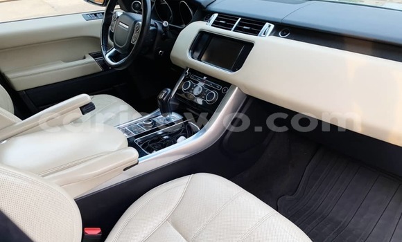 Acheter Occasion Voiture Range Rover Range Rover Vert à Cotonou, Benin Acheter Occasion Voiture Range Rover Range Rover Vert à Cotonou, Benin