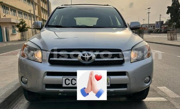 Acheter Occasion Voiture Toyota RAV4 Gris à Cotonou, Benin Acheter Occasion Voiture Toyota RAV4 Gris à Cotonou, Benin