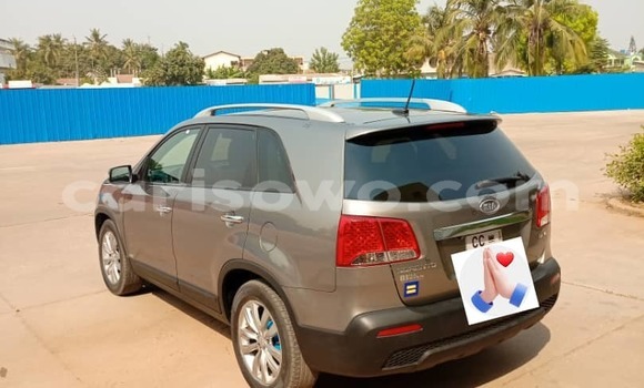 Acheter Occasion Voiture Kia Sorento Beige à Cotonou, Benin Acheter Occasion Voiture Kia Sorento Beige à Cotonou, Benin