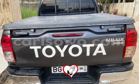 Buy Used Toyota Hilux Silver Car in Cotonou in Benign Buy Used Toyota Hilux Silver Car in Cotonou in Benign