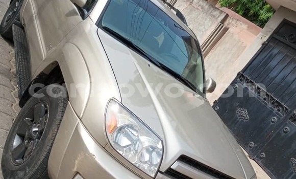 Ra Àlòkù Toyota Highlander Miiran Ọkọ̀ in Abomey Calavi ni Benin Ra Àlòkù Toyota Highlander Miiran Ọkọ̀ in Abomey Calavi ni Benin