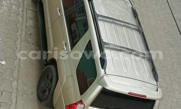 Ra Àlòkù Toyota Highlander Miiran Ọkọ̀ in Abomey Calavi ni Benin Ra Àlòkù Toyota Highlander Miiran Ọkọ̀ in Abomey Calavi ni Benin